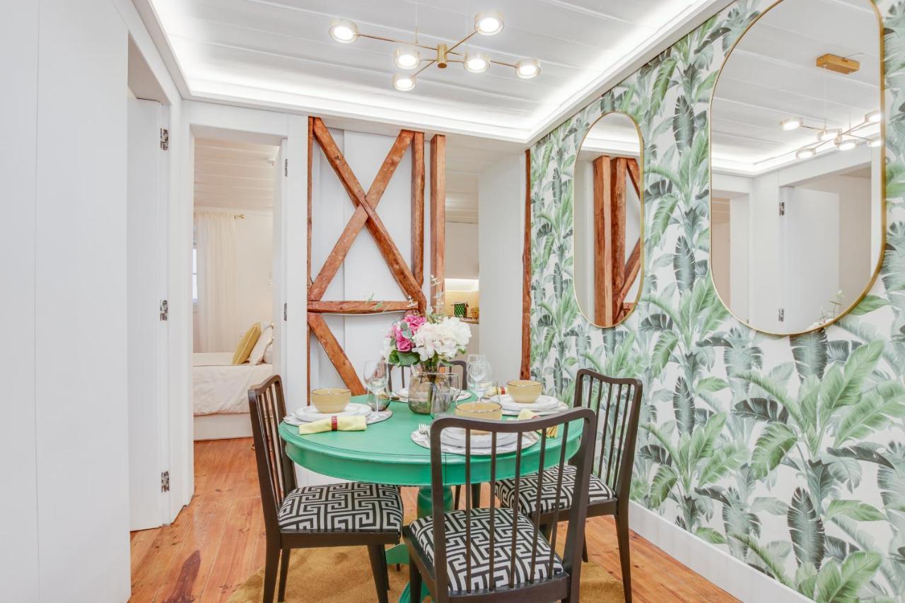 Golden Cage Chiado - Charm Historic And Cozy Apartment Lisbon Exterior photo